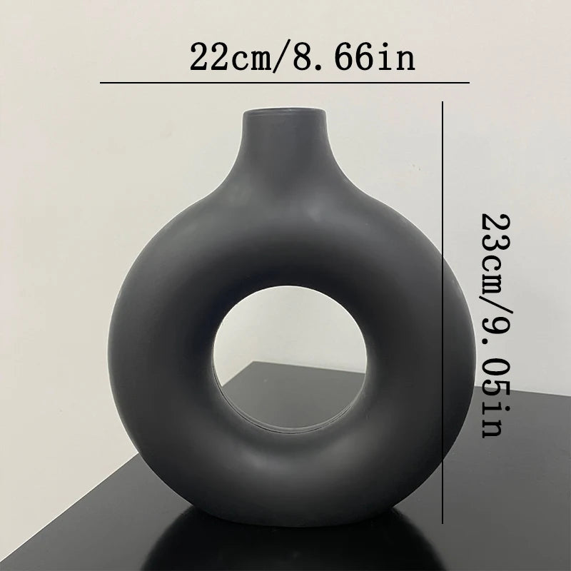 Nordic White Decorative Flower Vase – Minimalist Plastic Design for Modern Floral Arrangements