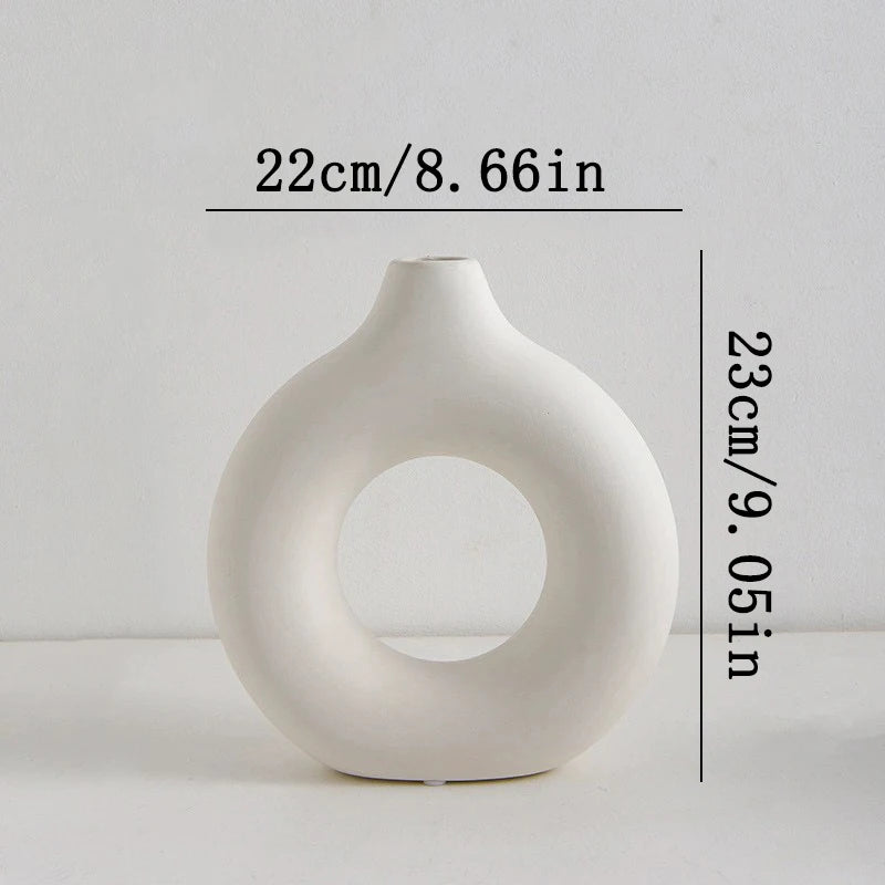 Nordic White Decorative Flower Vase – Minimalist Plastic Design for Modern Floral Arrangements