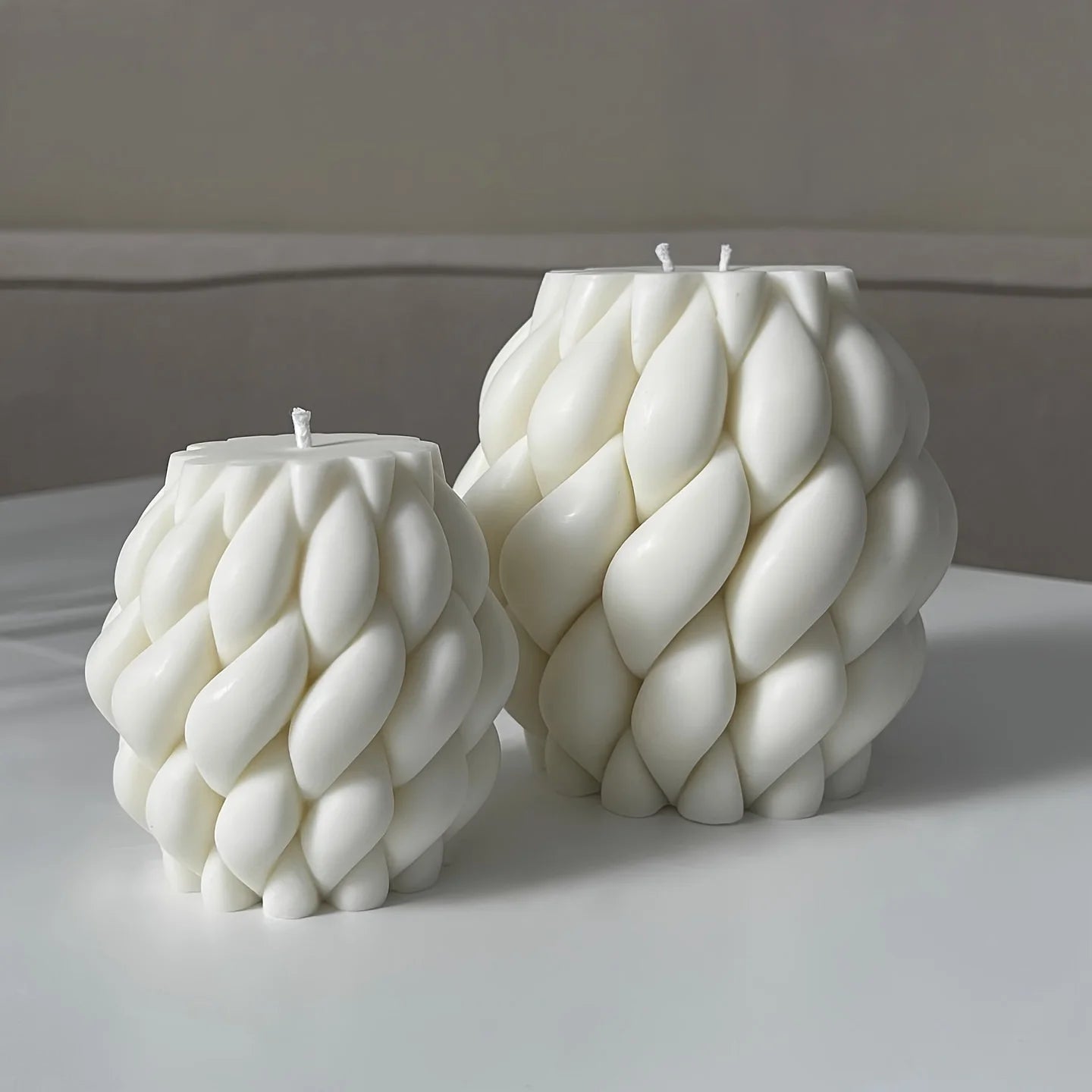 Geometric Wave Candle Mold – Modern Abstract Silicone Mold for Decorative & Aromatherapy Candles