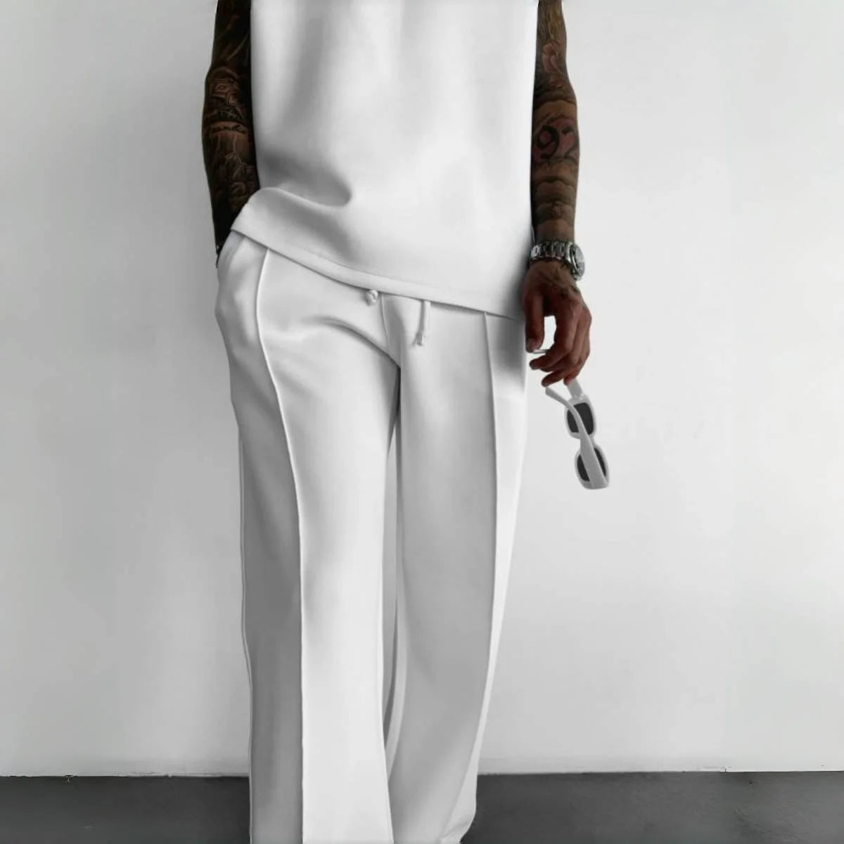 Men’s Casual Drawstring Pants – Elastic Waist, Pleated Design, Everyday Comfort