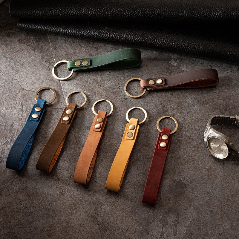 Classic Vintage Men’s Leather Keychain